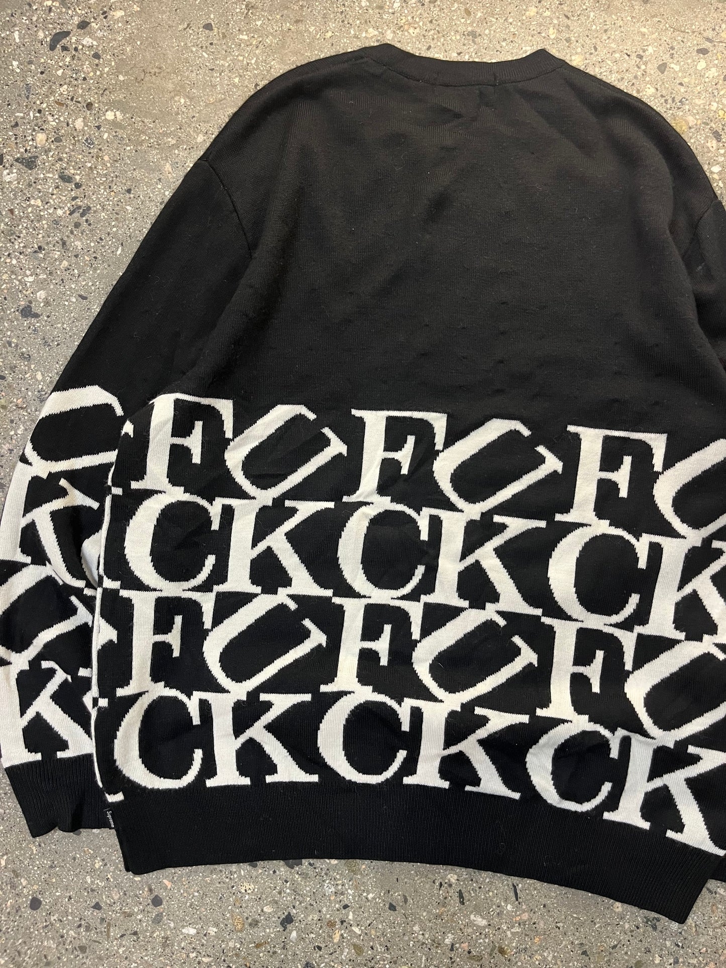 (L) Supreme  F*CK Knitted Sweater